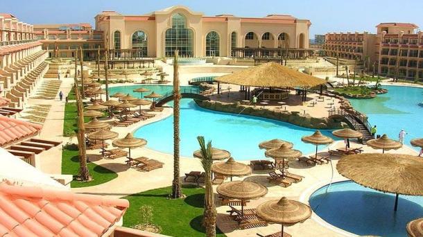APARTMENT IN THE COMPLEX IN SAHL HASHEESH