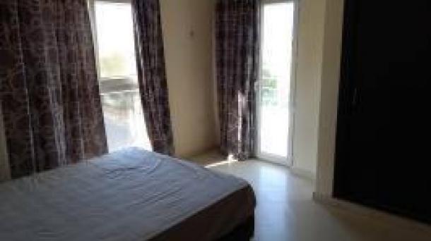 For rent nice spacious bedroom apartment (living room + 2 bedrooms) 